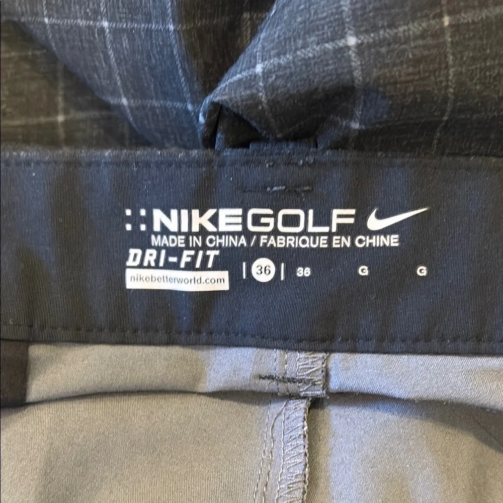 Nike Golf Dri-FIT Men’s 36 Black Plaid Shorts